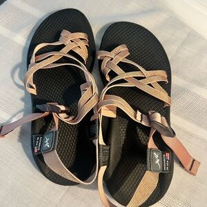 Chico sandal rose gold